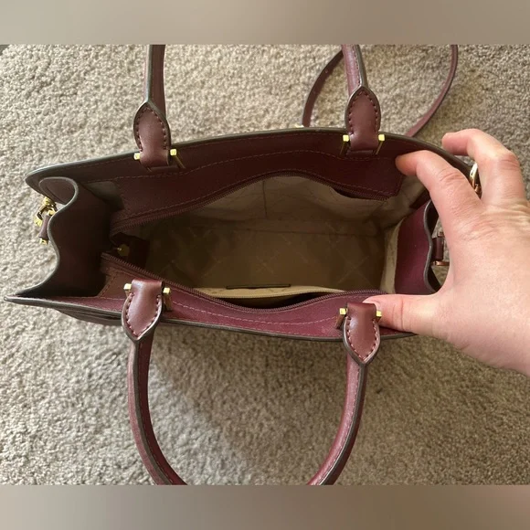 Michael Kors Rayne Medium Saffiano Leather Satchel - Picture 4 of 7